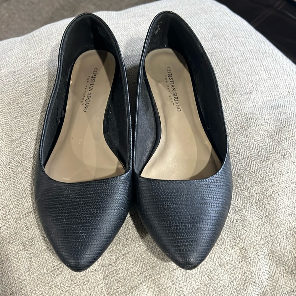 DONATED! Christian Serrano 9.5 Wide Flats